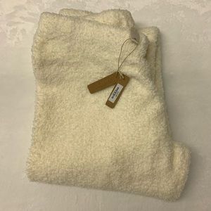 NWT SKIMS Cozy Knit Joggers